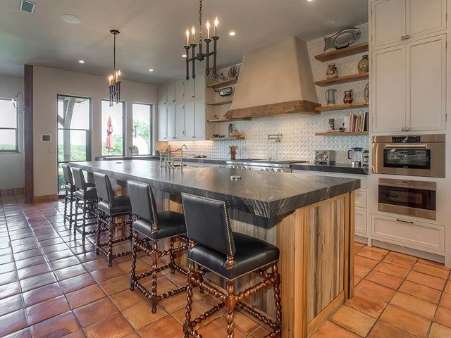 granite-floor-cleaning-1-kireth-ai